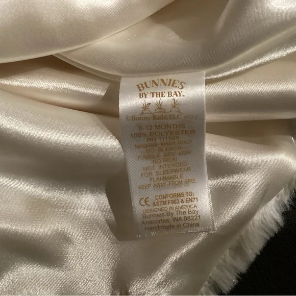 NEW - Bunnies By The Bay Glad Dreams Coat, Hat and Muff in Keepsake box - Picture 16 of 16